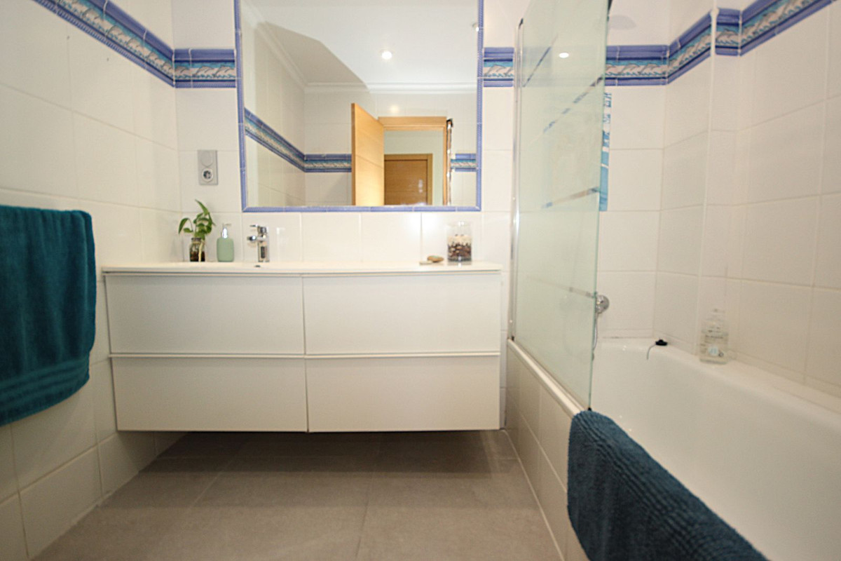 Huis te koop in El Rosario | 4 slaapkamers H5107462