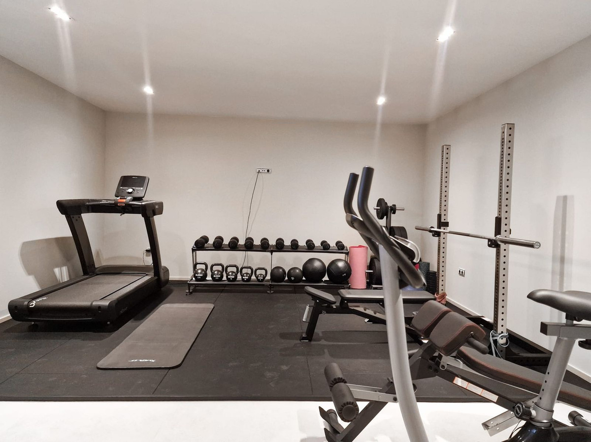 Huis te koop in El Rosario | 5 slaapkamers H5109376