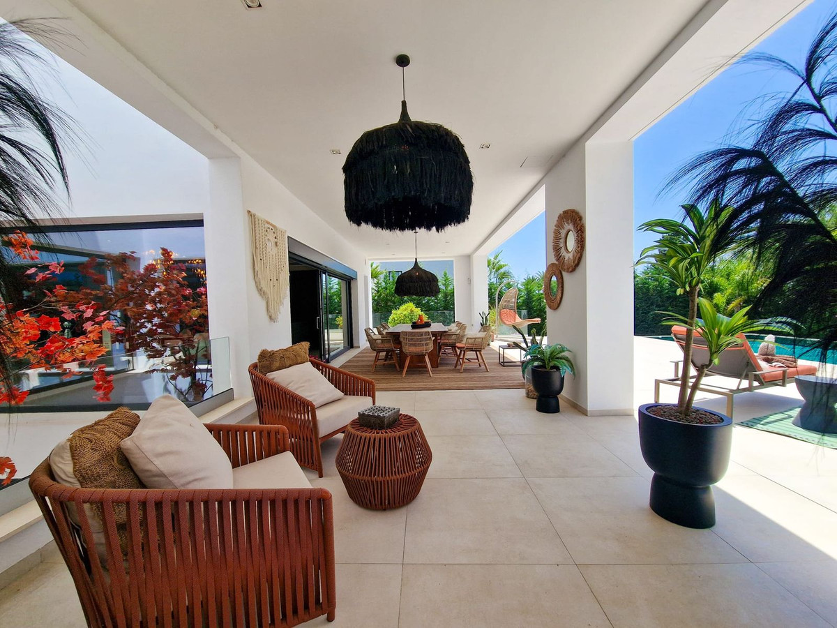 Huis te koop in El Rosario | 5 slaapkamers H5109376