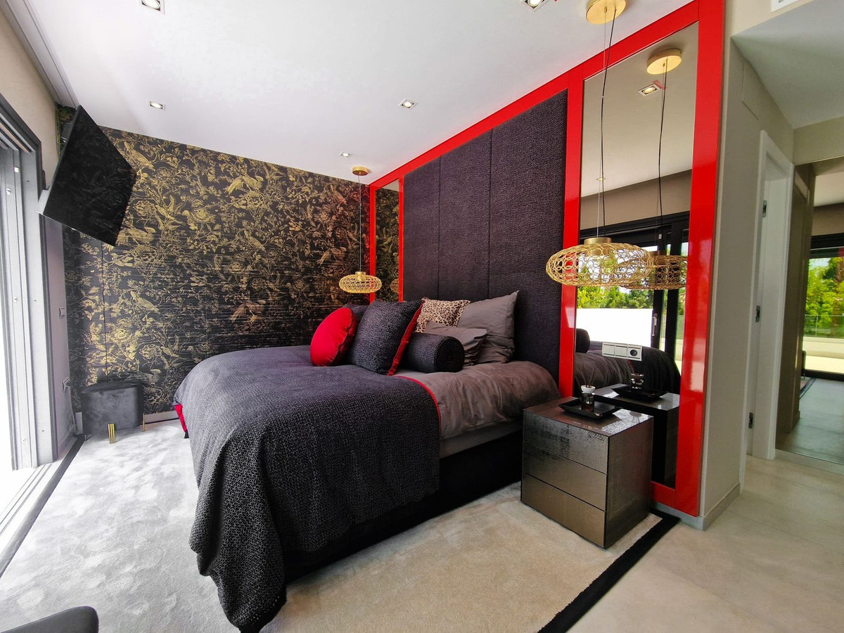 Huis te koop in El Rosario | 5 slaapkamers H5109376
