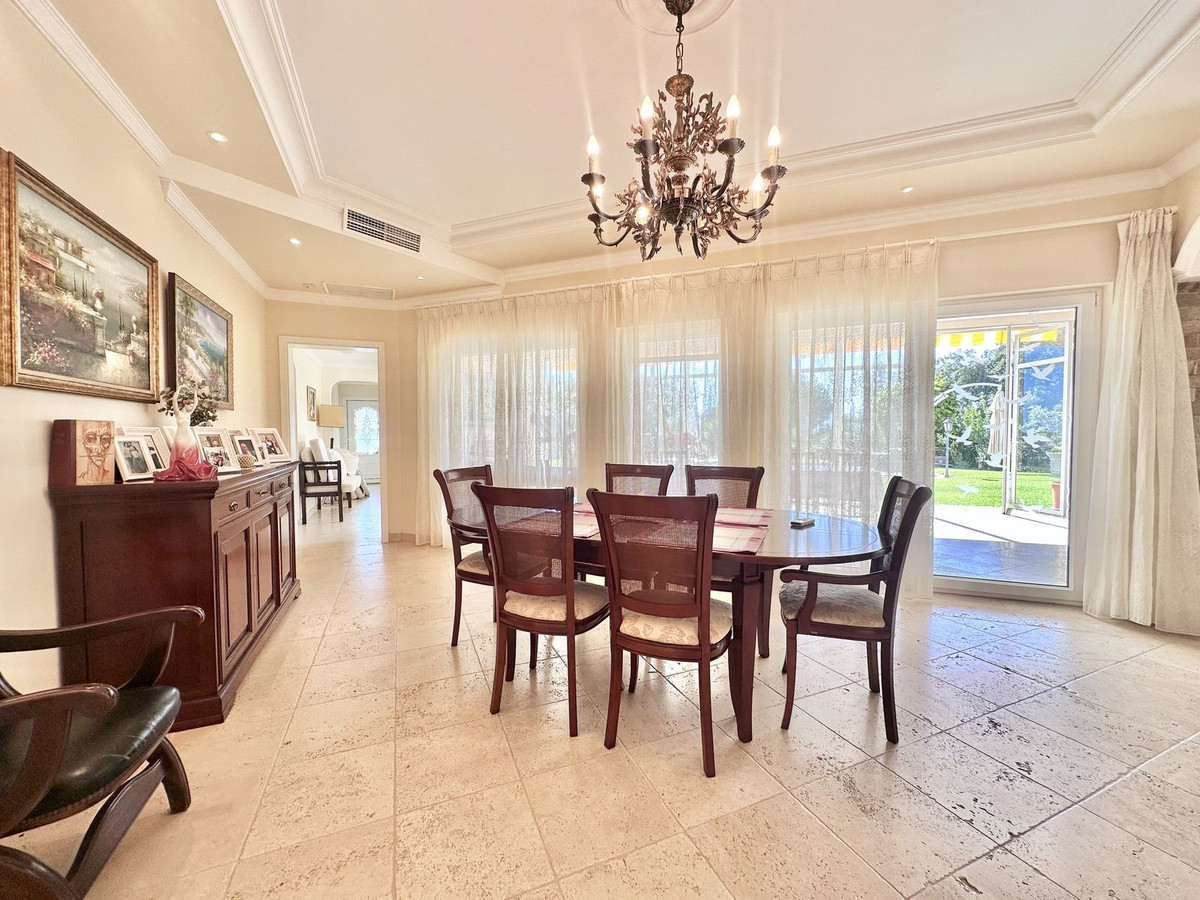 Huis te koop in El Rosario | 6 slaapkamers H5114674