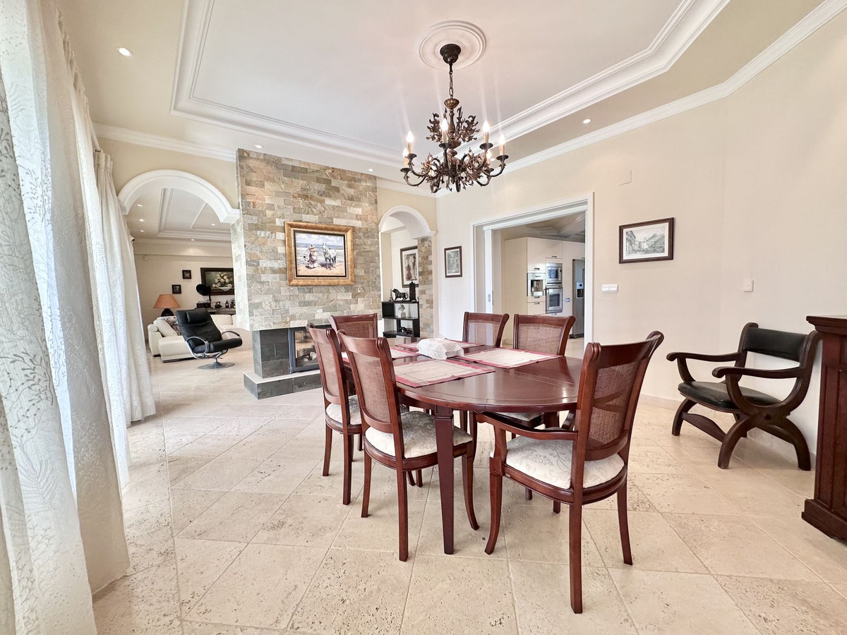 Huis te koop in El Rosario | 6 slaapkamers H5114674