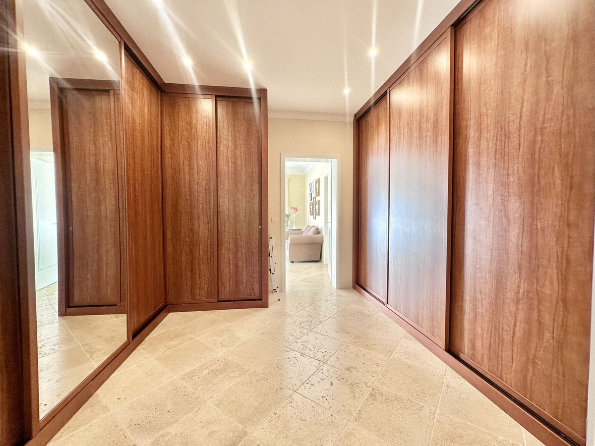 Huis te koop in El Rosario | 6 slaapkamers H5114674