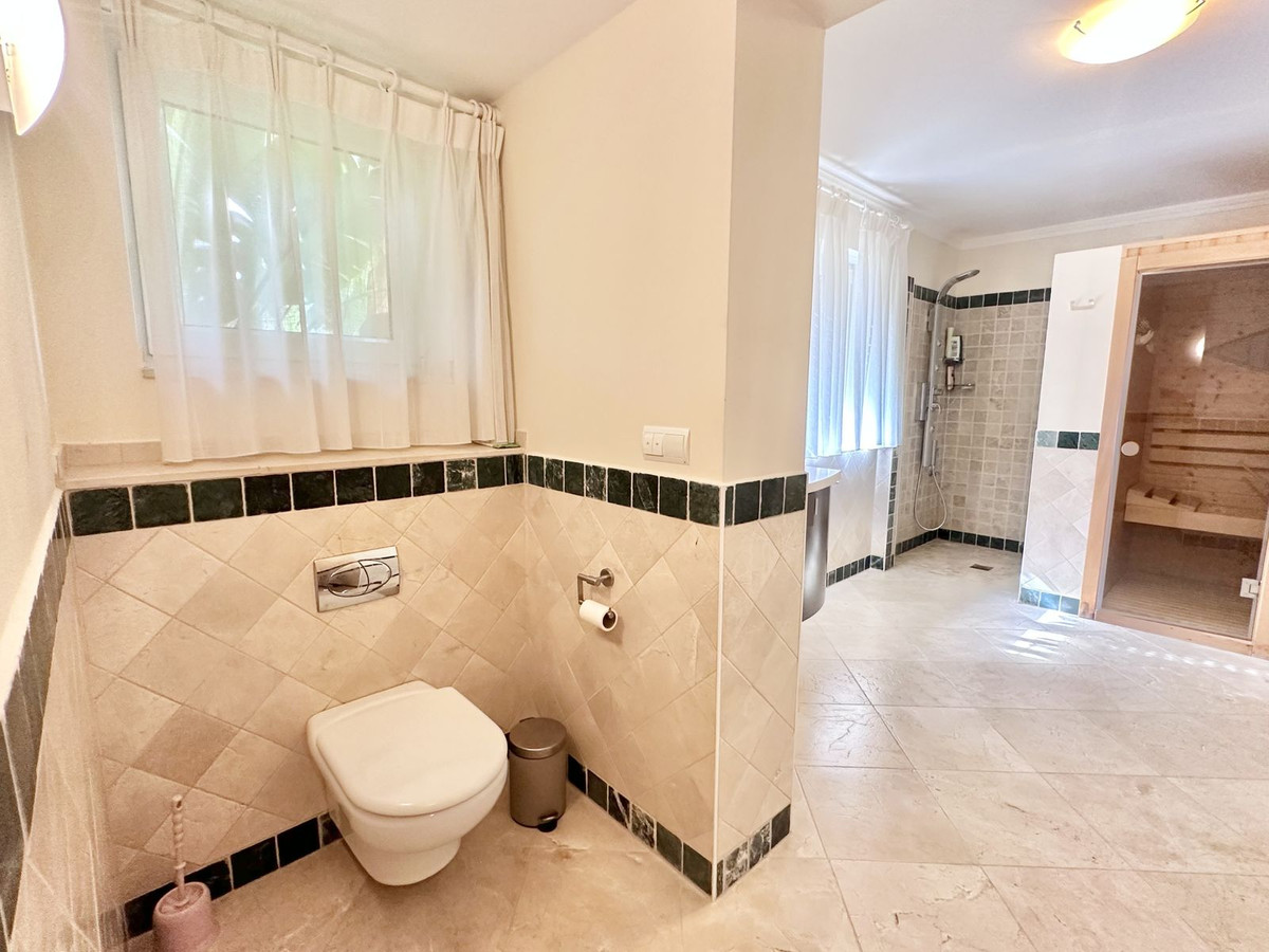 Huis te koop in El Rosario | 6 slaapkamers H5114674