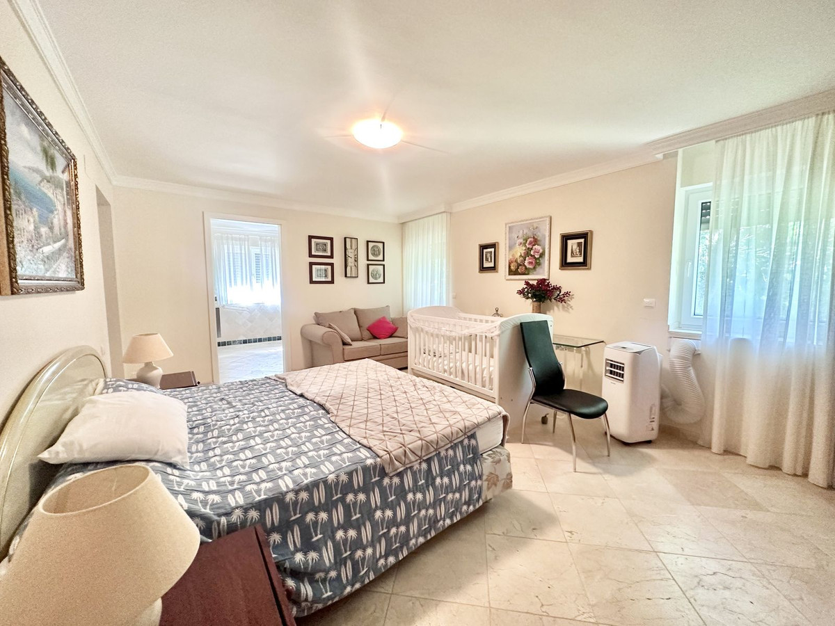 Huis te koop in El Rosario | 6 slaapkamers H5114674