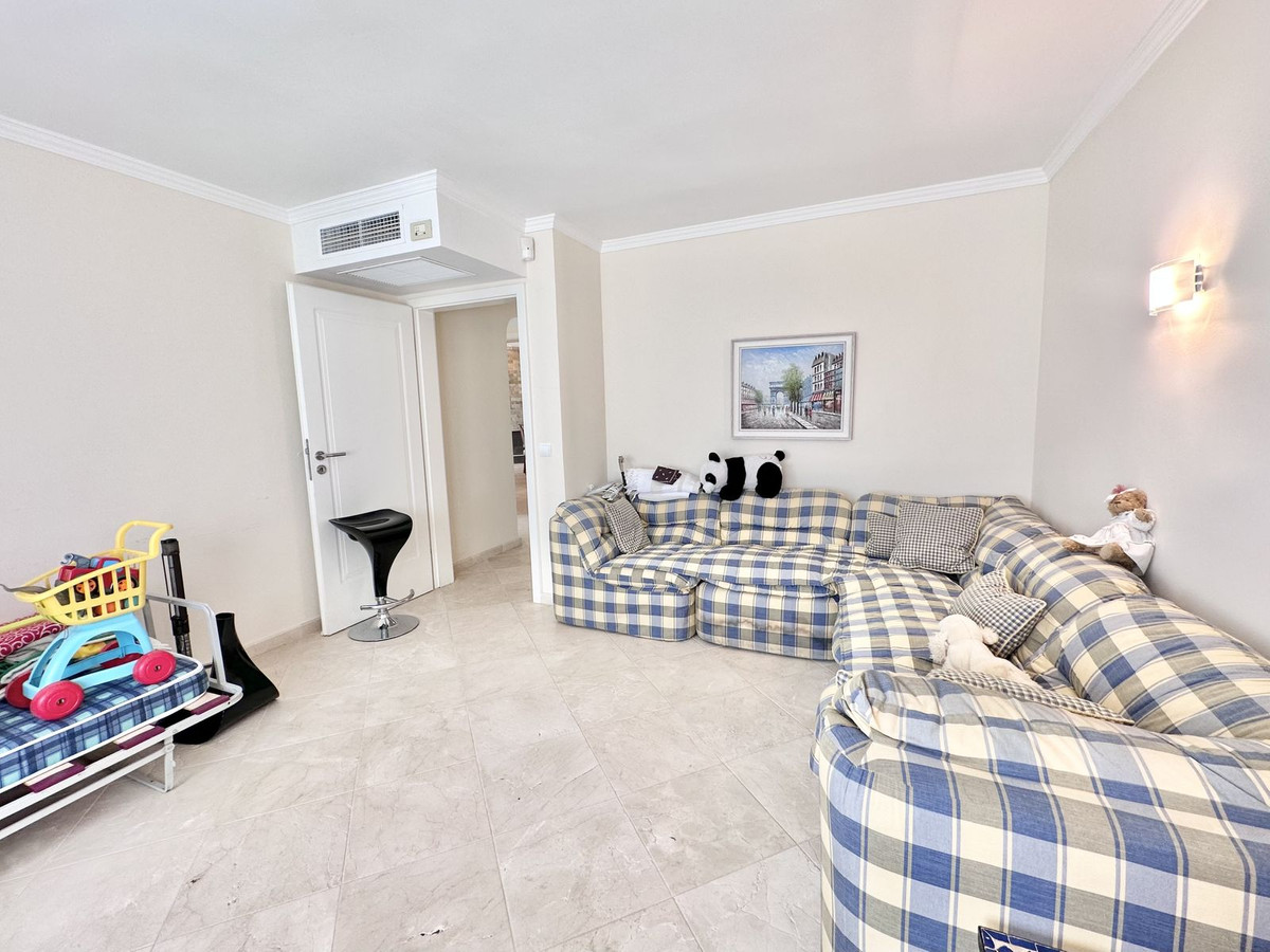 Huis te koop in El Rosario | 6 slaapkamers H5114674