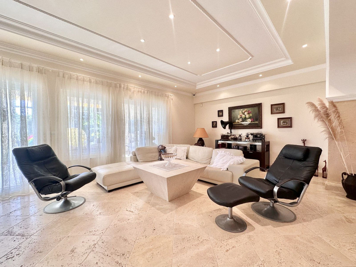 Huis te koop in El Rosario | 6 slaapkamers H5114674