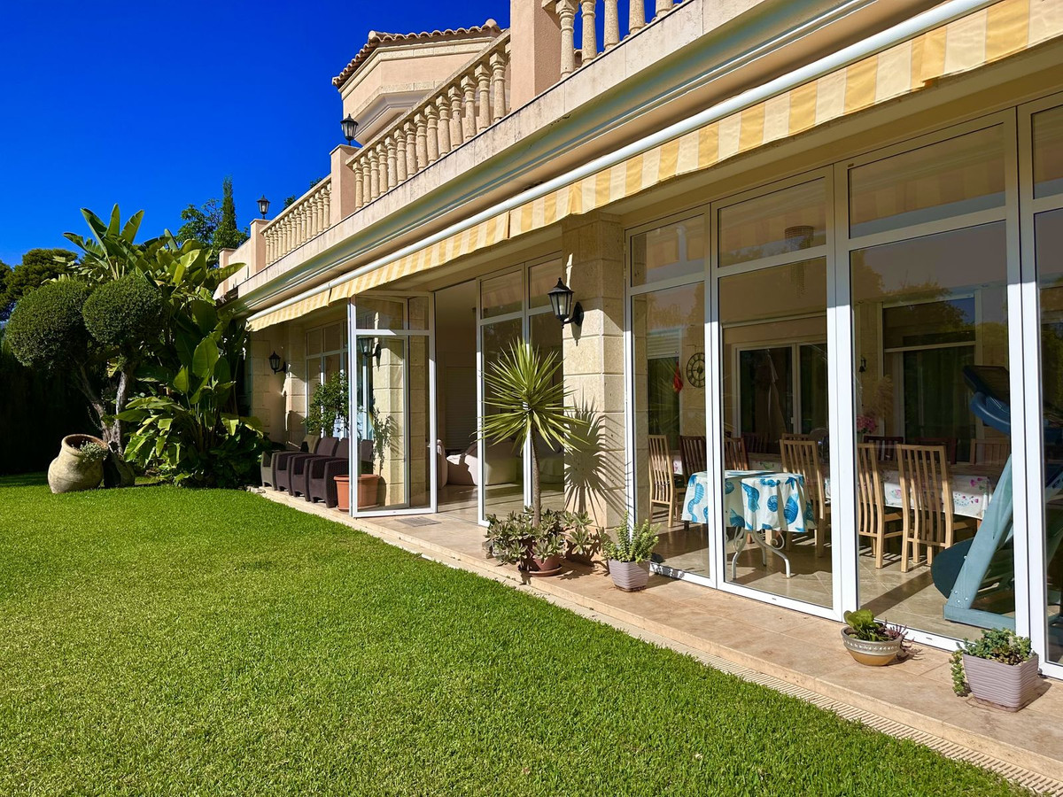 Huis te koop in El Rosario | 6 slaapkamers H5114674