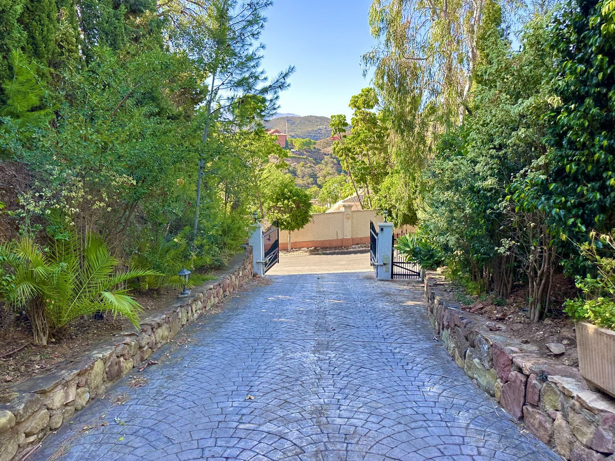 Huis te koop in El Rosario | 6 slaapkamers H5114674