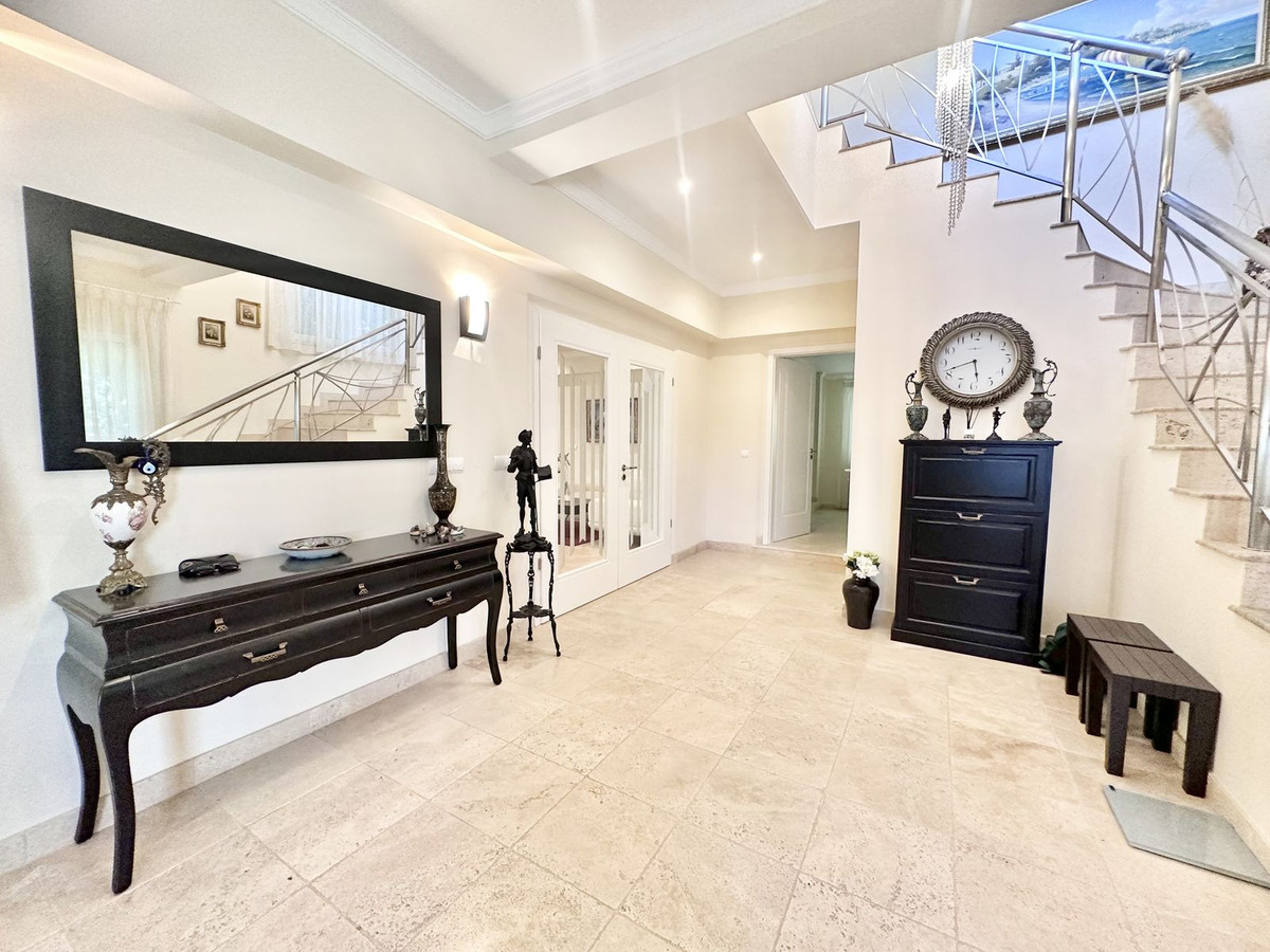 Huis te koop in El Rosario | 6 slaapkamers H5114674