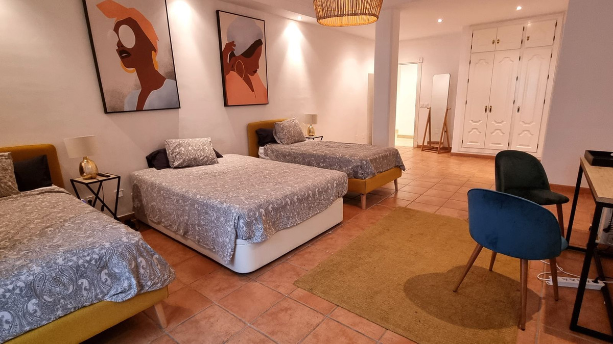 Property main view 40