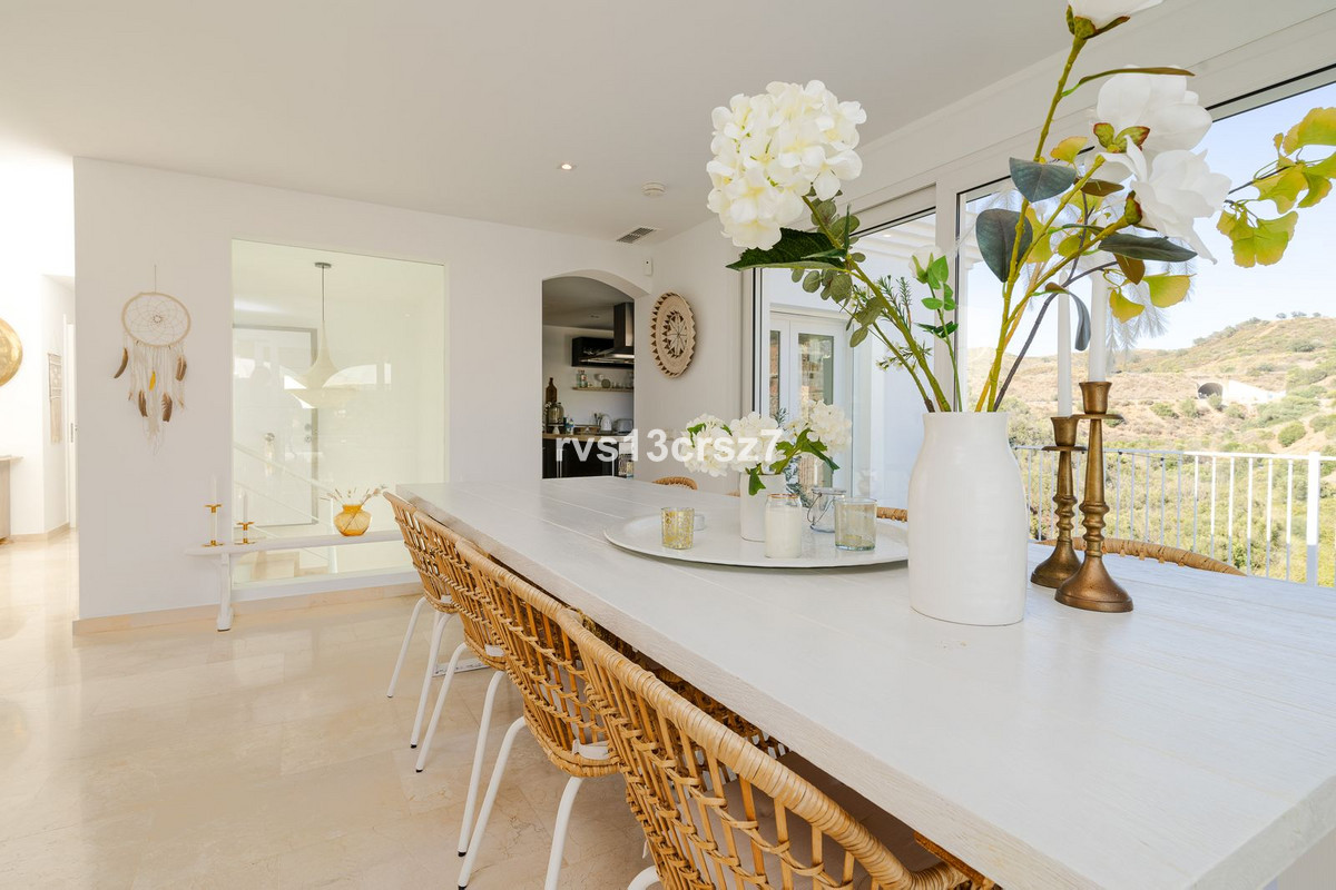 Huis te koop in El Rosario | 4 slaapkamers H5183926