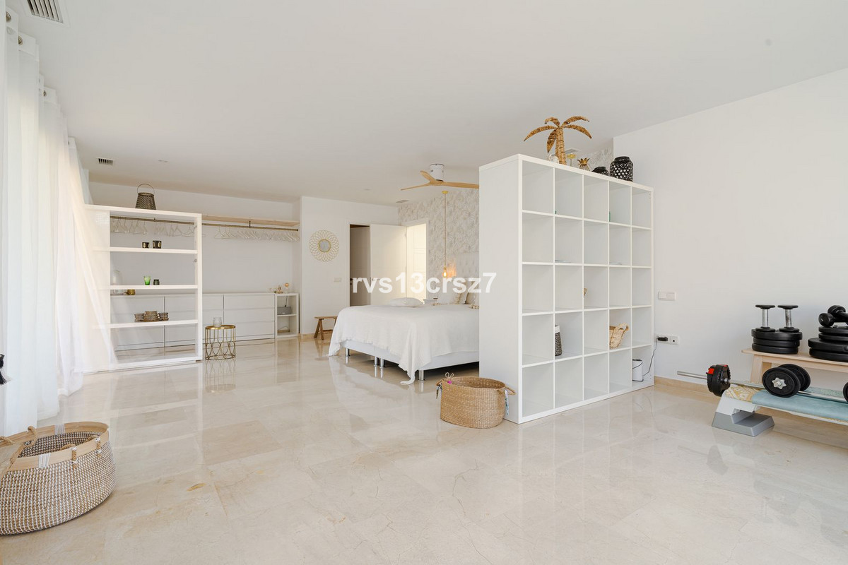 Huis te koop in El Rosario | 4 slaapkamers H5183926