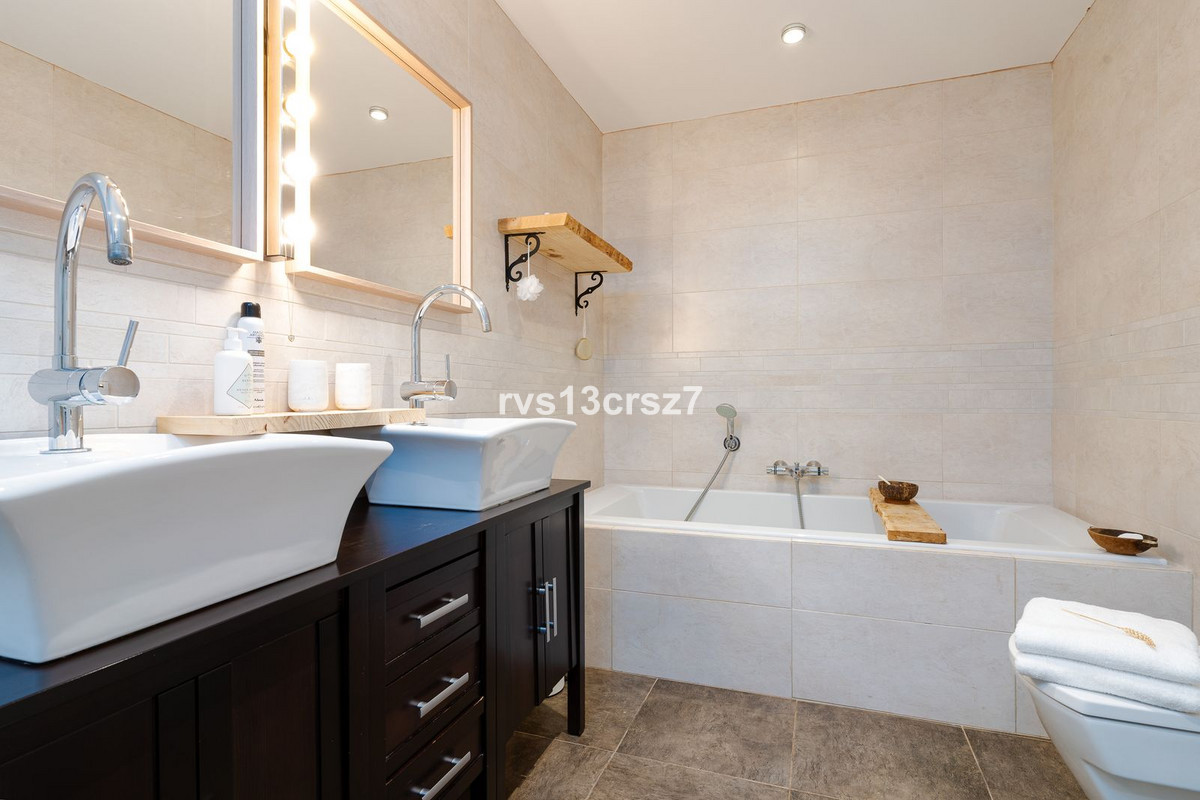 Huis te koop in El Rosario | 4 slaapkamers H5183926