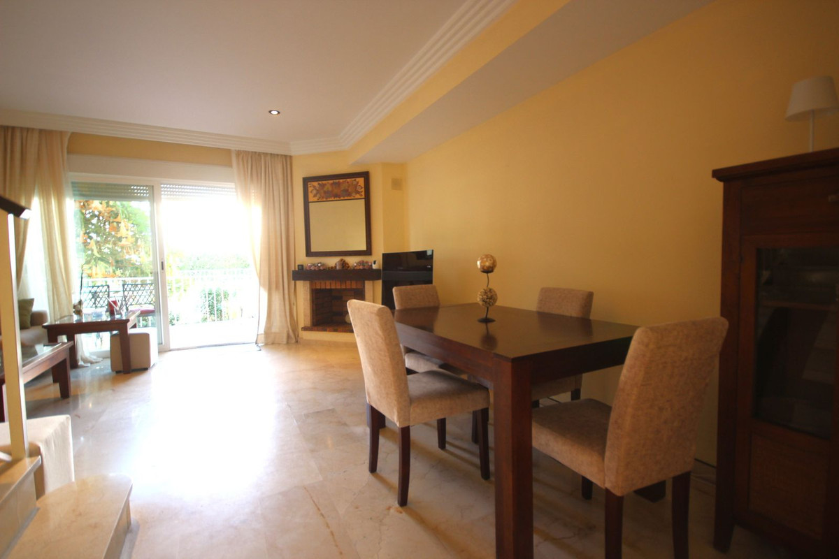 Huis te koop in El Rosario | 4 slaapkamers H5232454