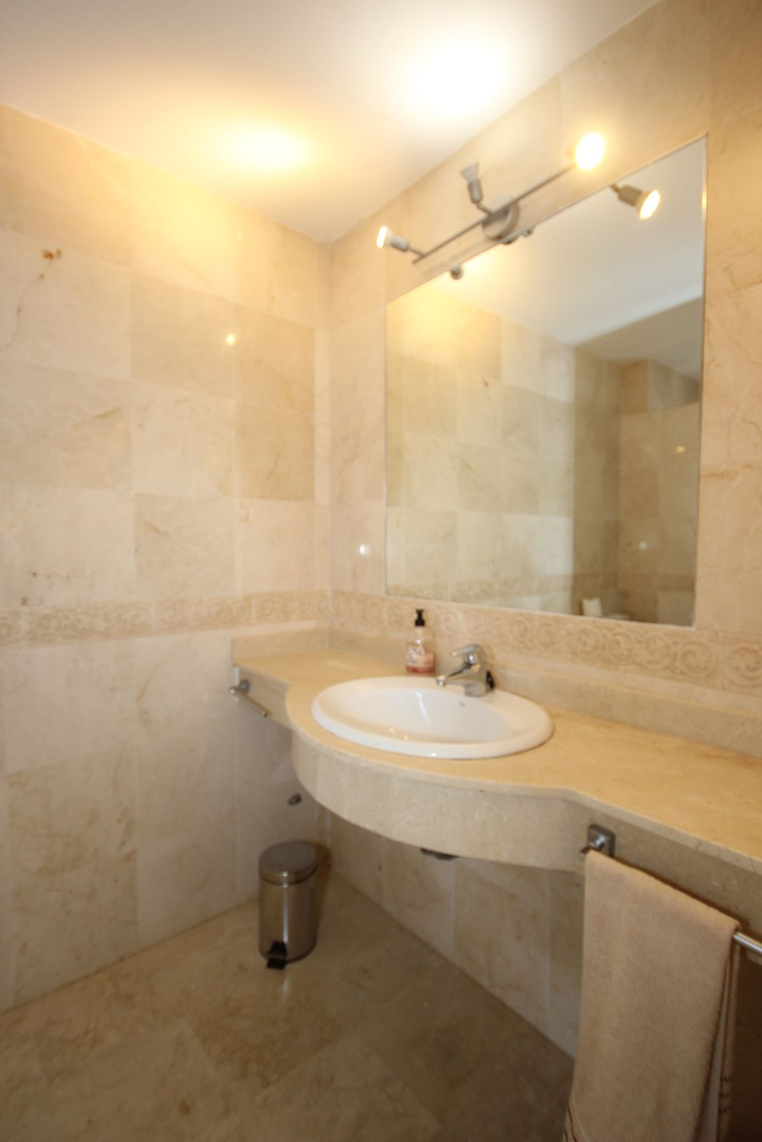 Huis te koop in El Rosario | 4 slaapkamers H5232454