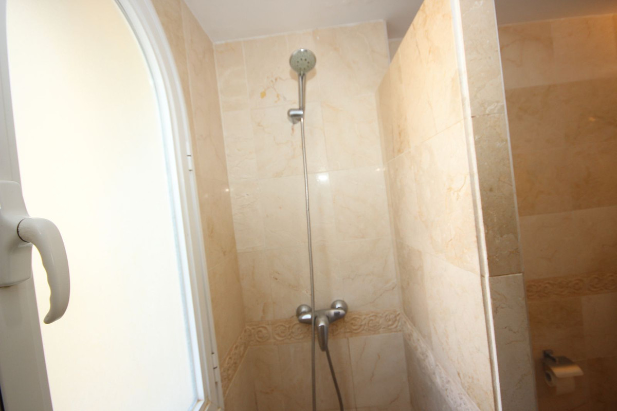 Huis te koop in El Rosario | 4 slaapkamers H5232454