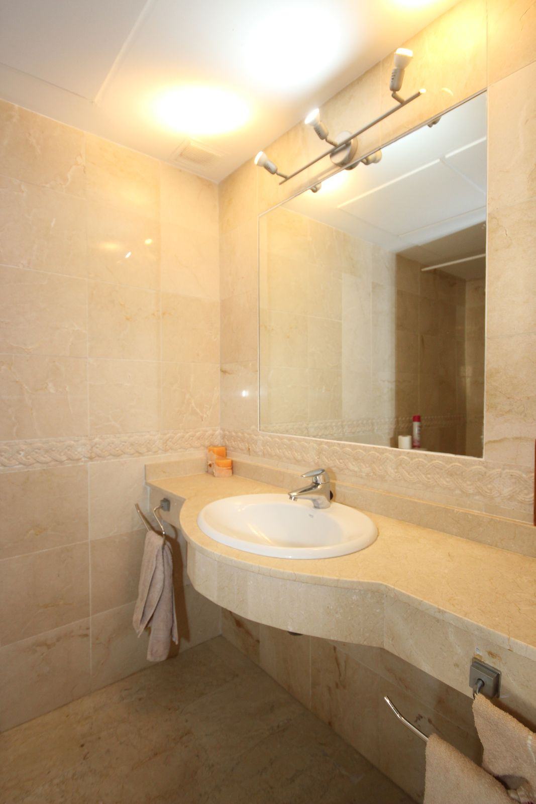 Huis te koop in El Rosario | 4 slaapkamers H5232454