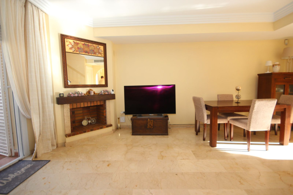 Huis te koop in El Rosario | 4 slaapkamers H5232454