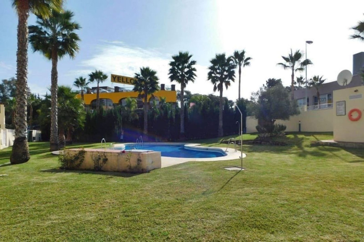 Huis te koop in El Rosario | 4 slaapkamers H5232454