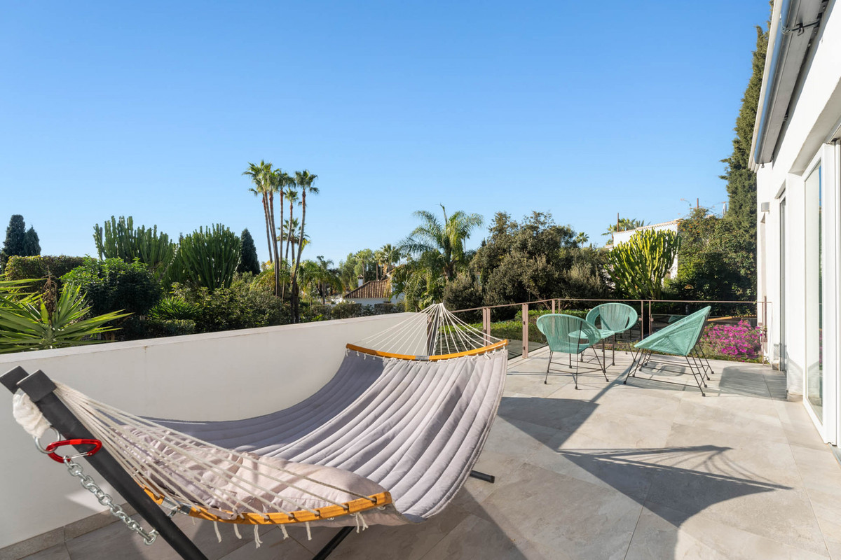 Huis te koop in El Rosario | 6 slaapkamers H5237761