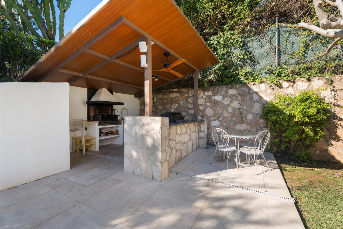 Huis te koop in El Rosario | 6 slaapkamers H5237761