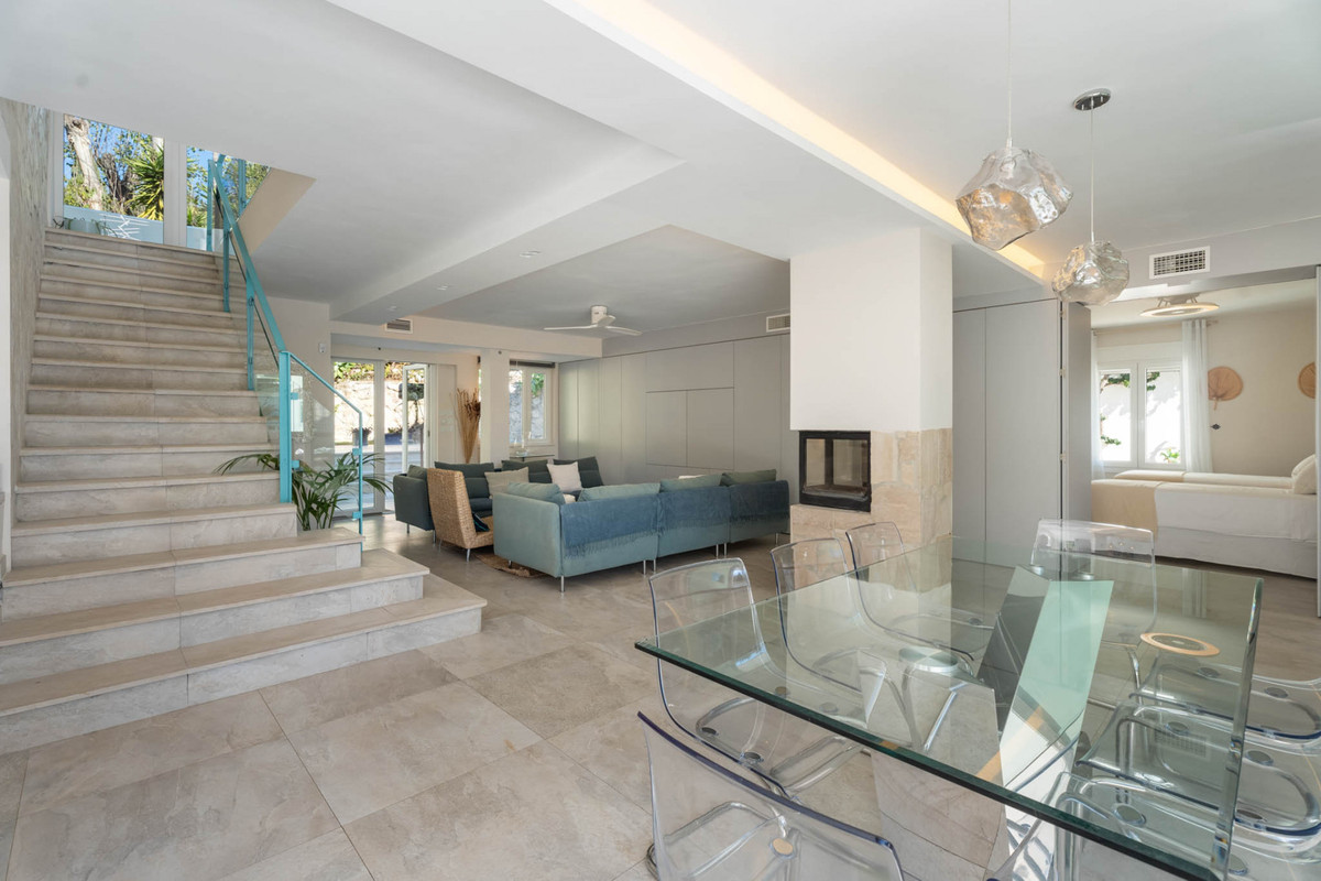 Huis te koop in El Rosario | 6 slaapkamers H5237761