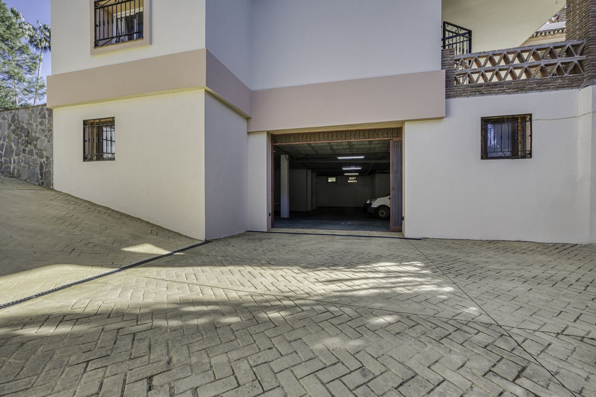 Huis te koop in El Rosario | 4 slaapkamers H5250064