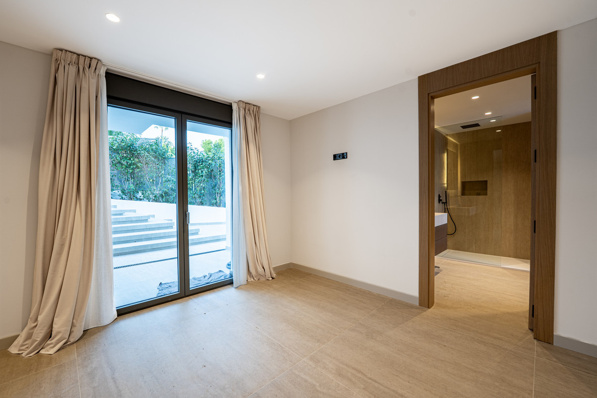 Huis te koop in El Rosario | 4 slaapkamers H5286667