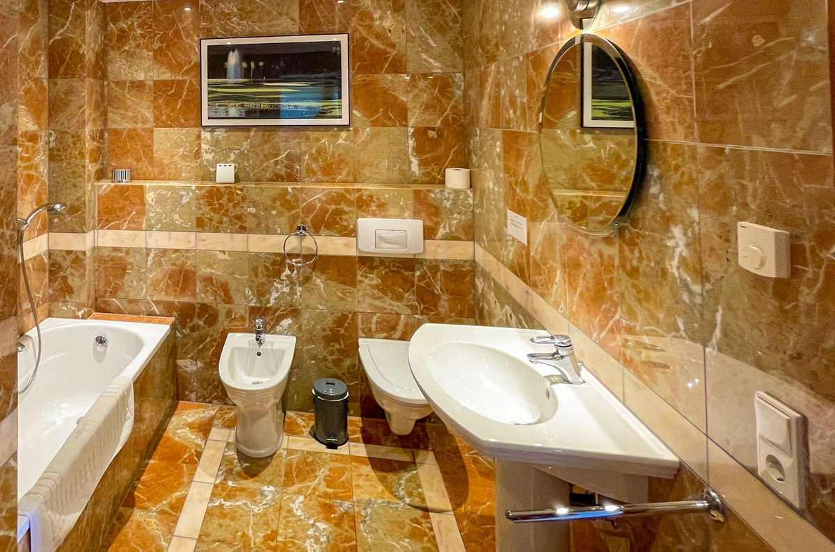 Huis te koop in El Rosario | 7 slaapkamers H5289547