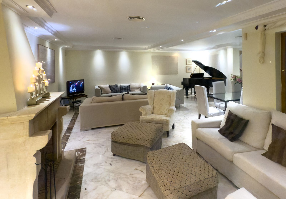 Huis te koop in El Rosario | 7 slaapkamers H5289547