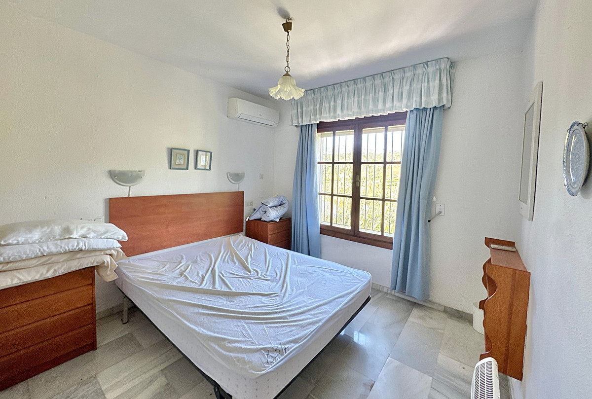 Huis te koop in El Rosario | 5 slaapkamers H5302936