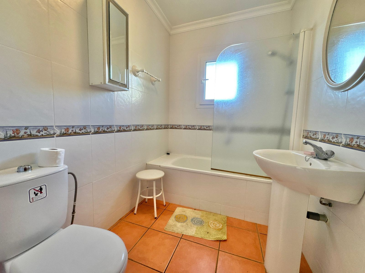 Huis te koop in El Rosario | 5 slaapkamers H5302936