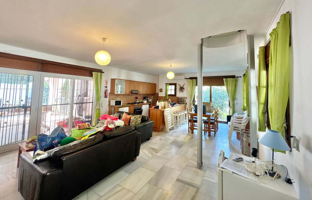 Huis te koop in El Rosario | 5 slaapkamers H5302936