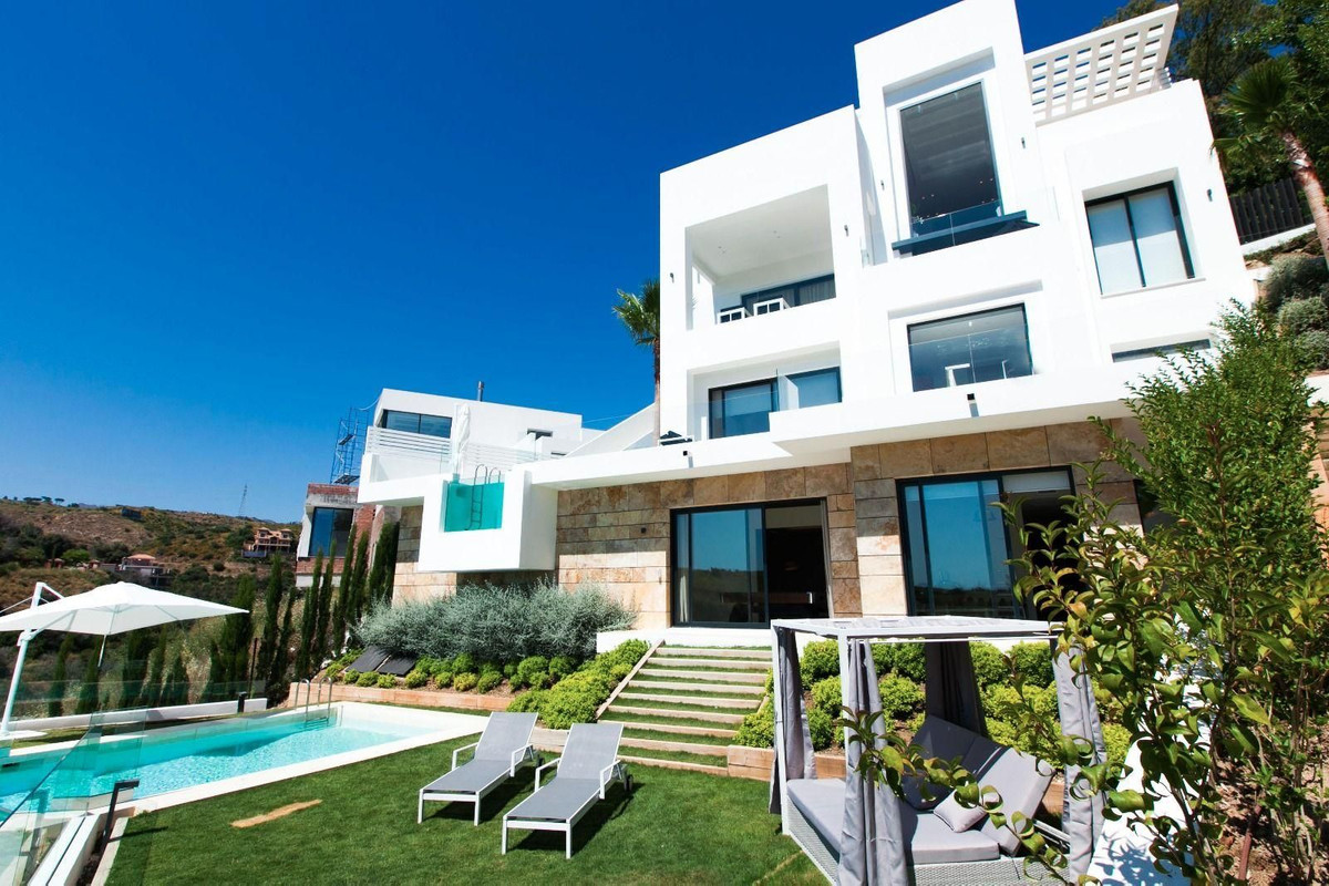 Huis te koop in El Rosario | 6 slaapkamers H5346703