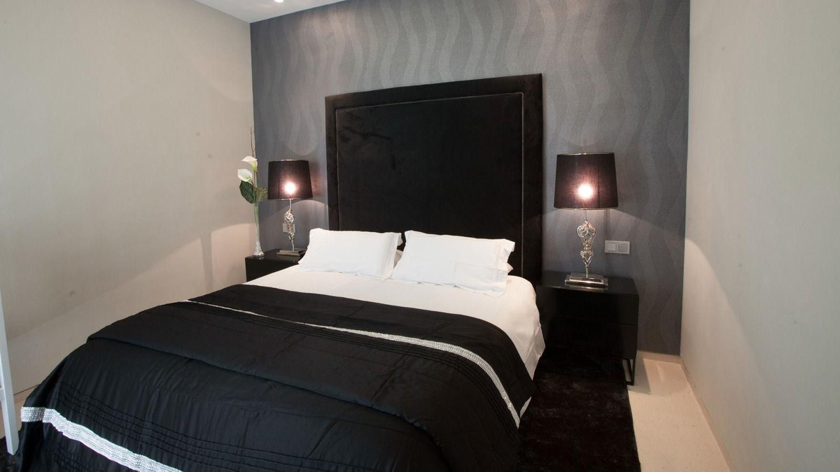 Huis te koop in El Rosario | 6 slaapkamers H5346703