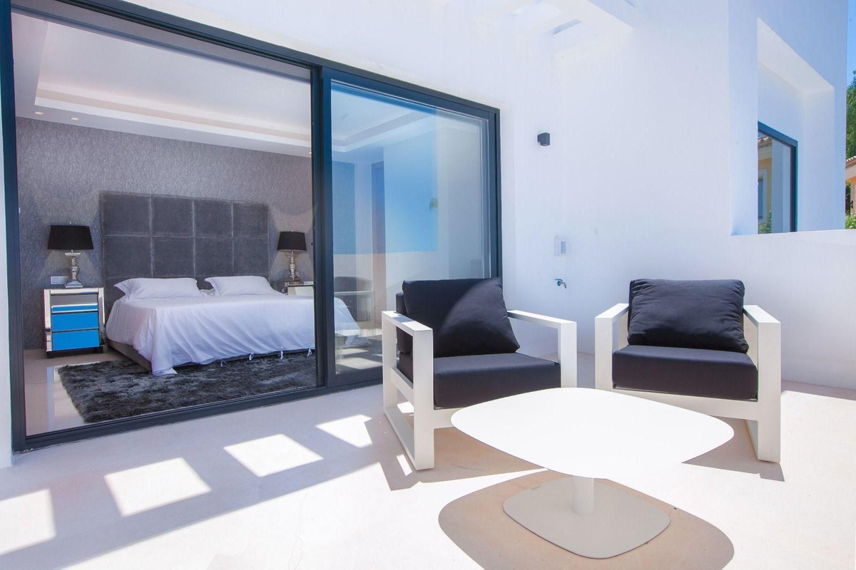 Huis te koop in El Rosario | 6 slaapkamers H5346703