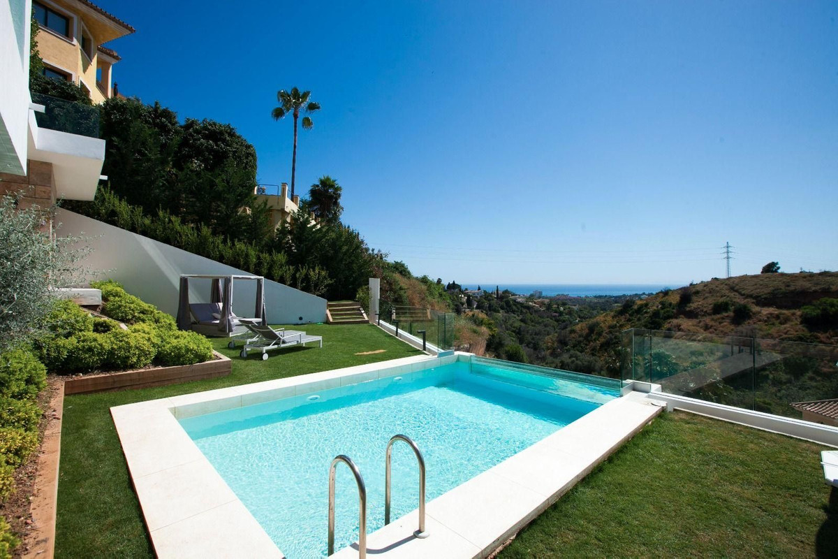 Huis te koop in El Rosario | 6 slaapkamers H5346703