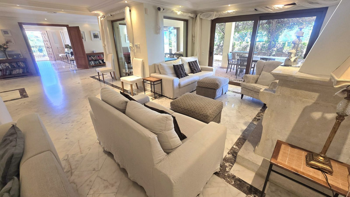 Huis te koop in El Rosario | 7 slaapkamers H5356741