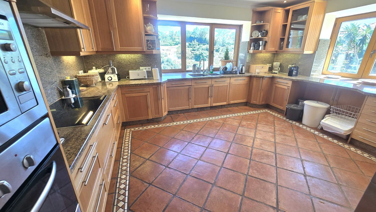 Huis te koop in El Rosario | 7 slaapkamers H5356741