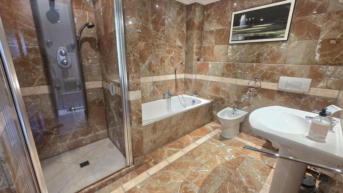 Huis te koop in El Rosario | 7 slaapkamers H5356741
