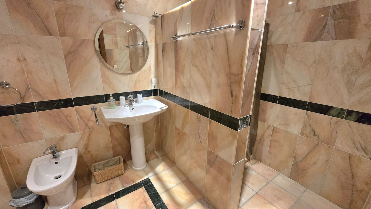 Huis te koop in El Rosario | 7 slaapkamers H5356741