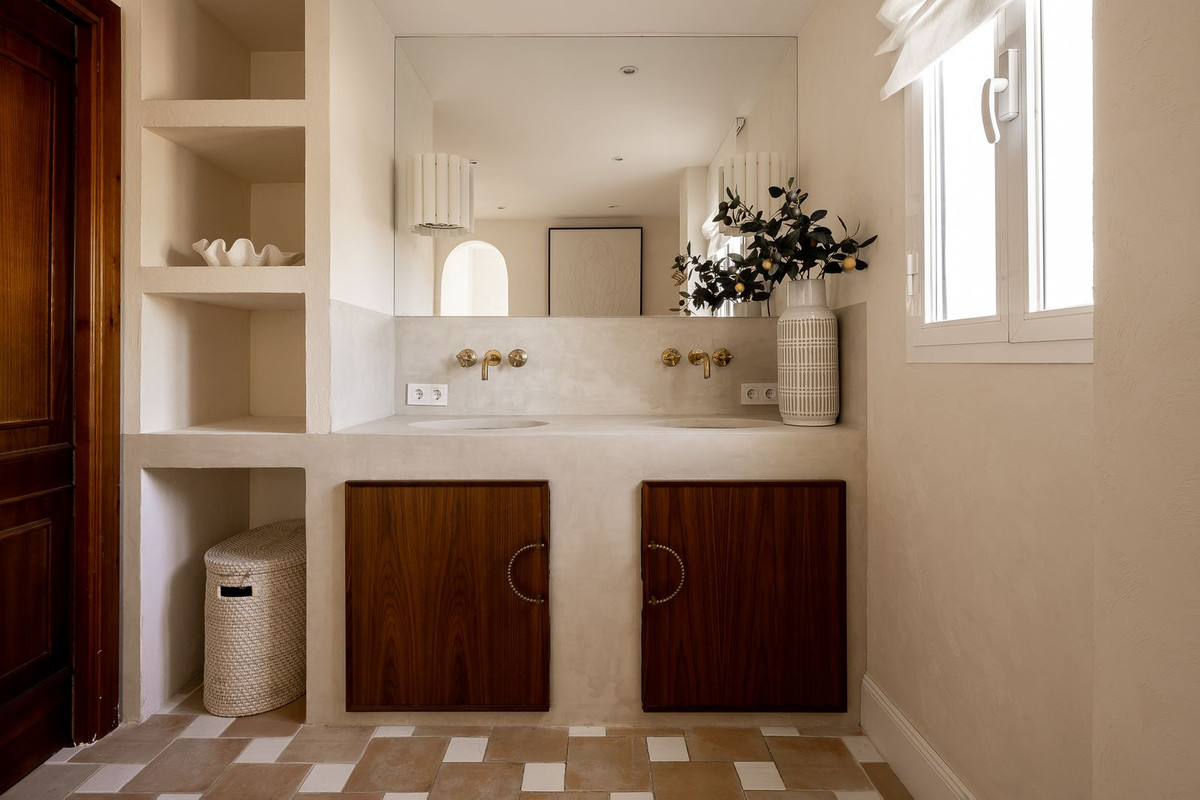 Property main view 18