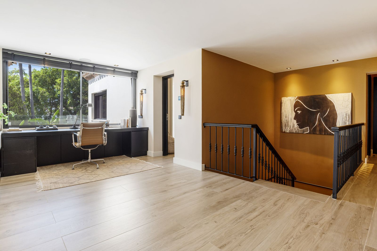 Huis te koop in El Rosario | 4 slaapkamers H5364952