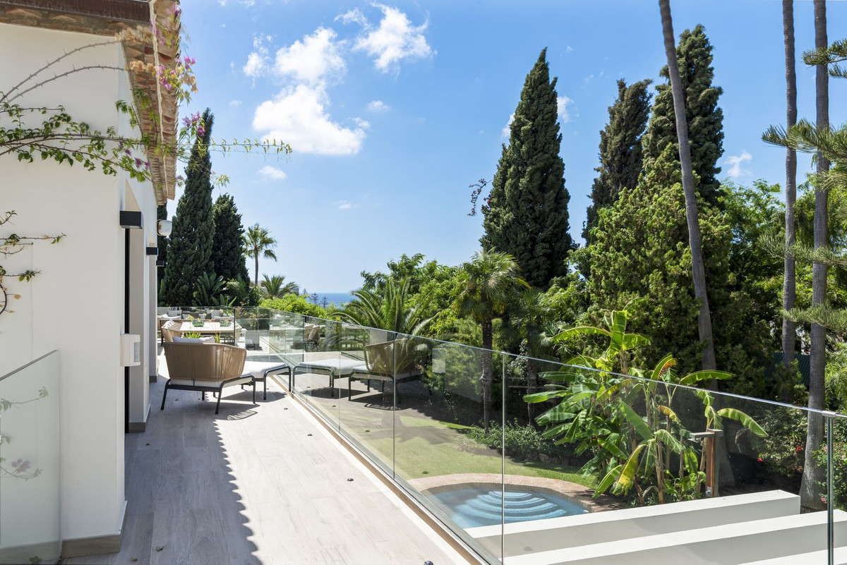 Huis te koop in El Rosario | 4 slaapkamers H5364952