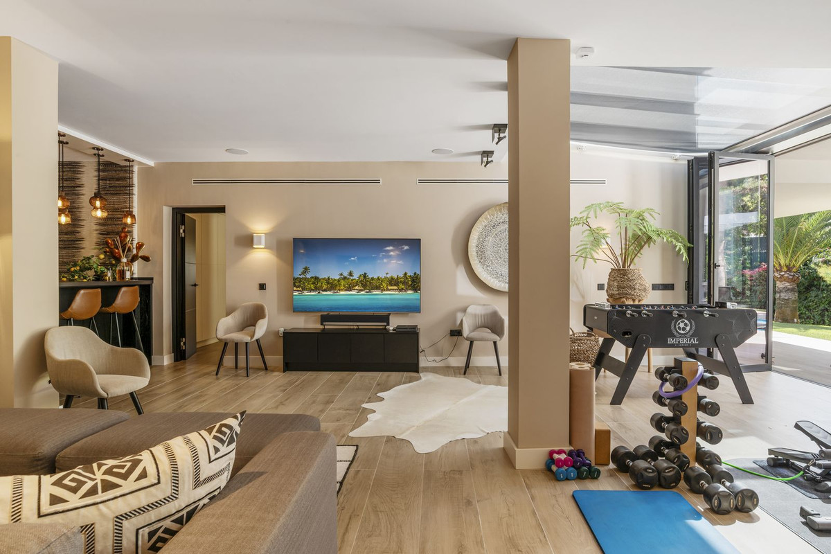 Huis te koop in El Rosario | 4 slaapkamers H5364952