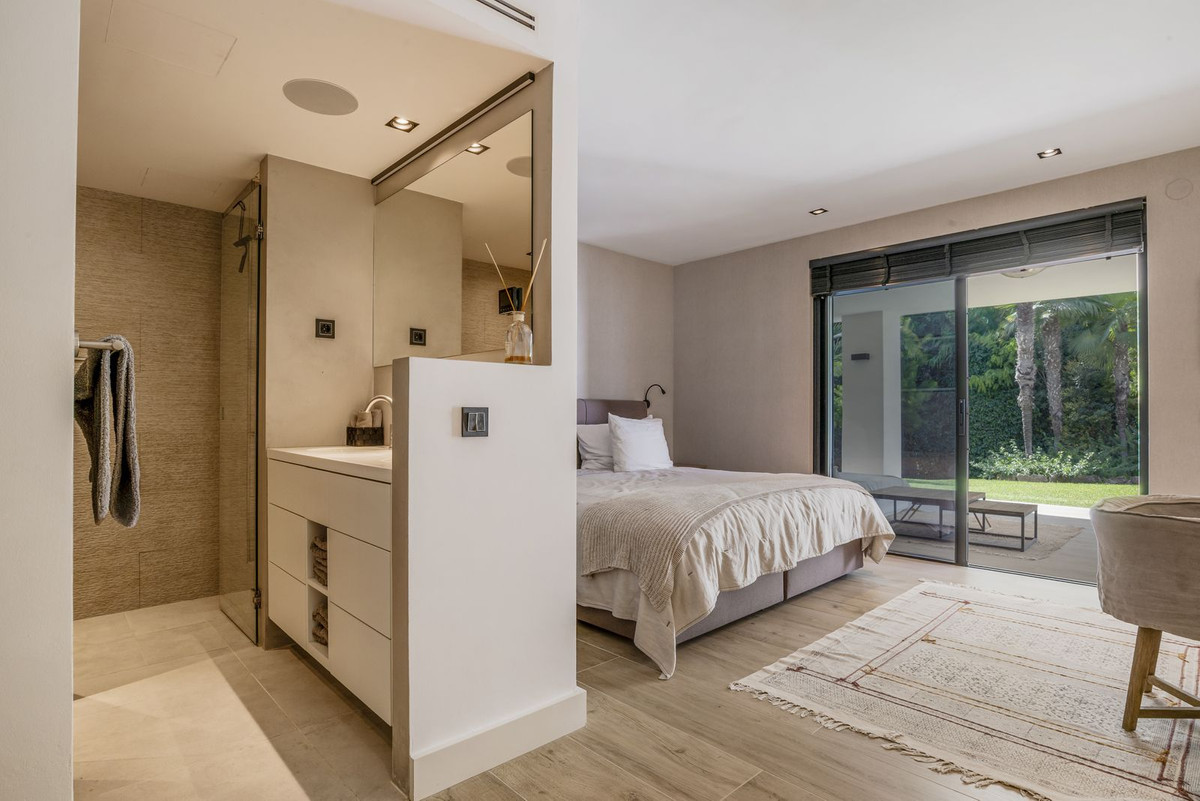 Huis te koop in El Rosario | 4 slaapkamers H5364952