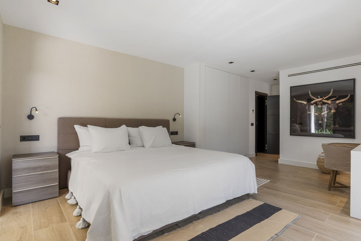 Huis te koop in El Rosario | 4 slaapkamers H5364952