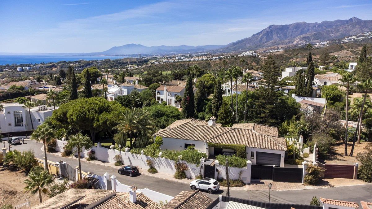 Huis te koop in El Rosario | 4 slaapkamers H5364952