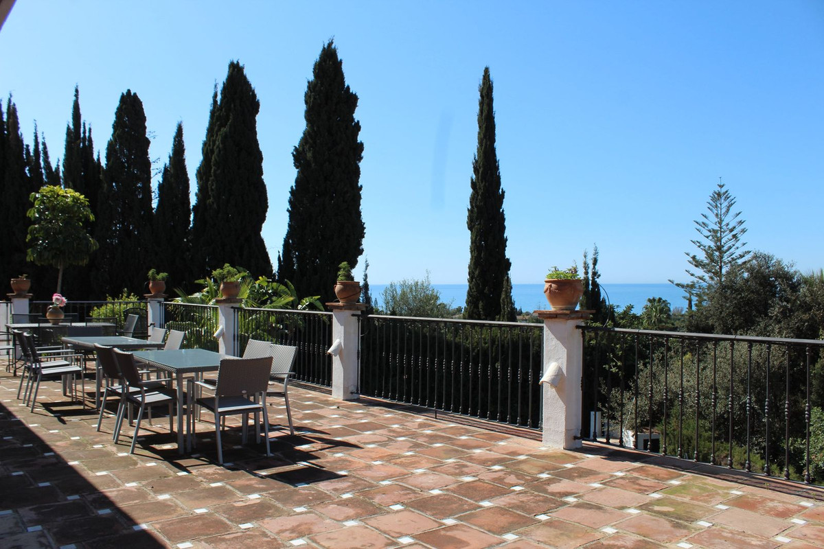 Huis te koop in El Rosario | 10 slaapkamers H5376970